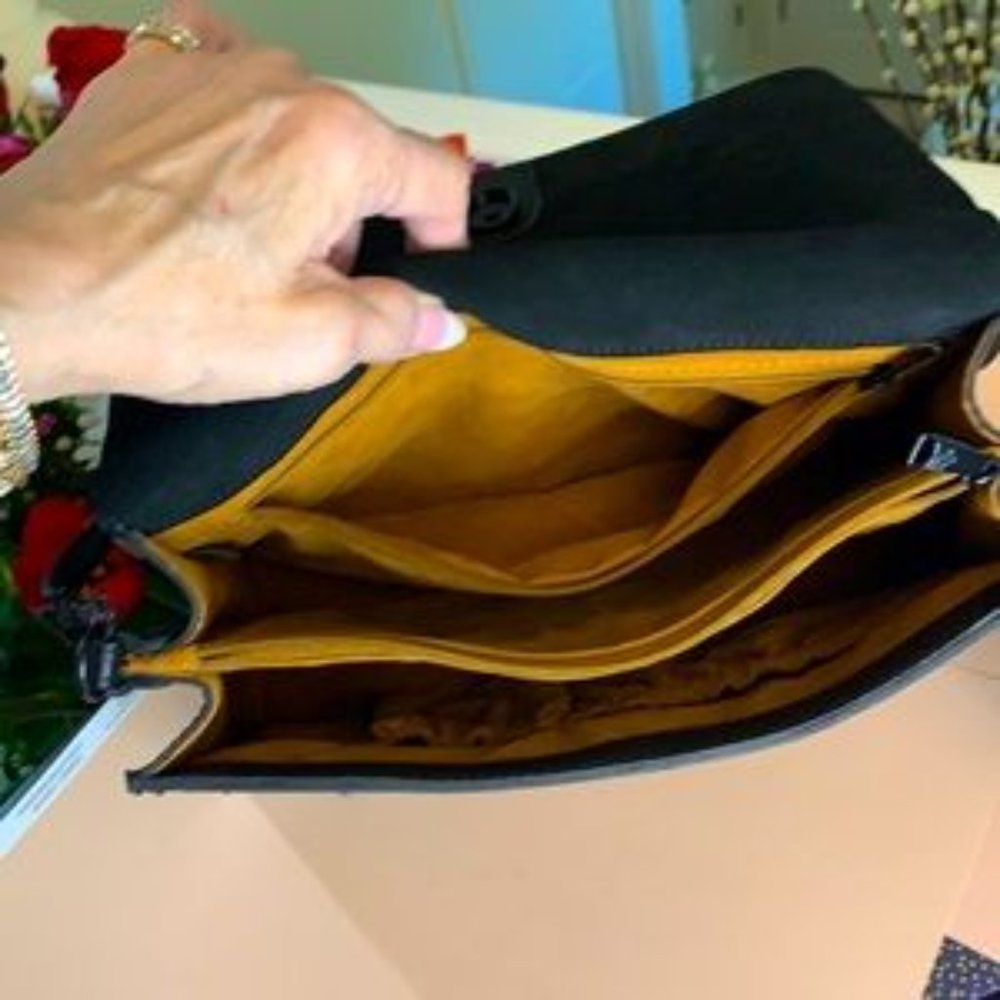 NWT Patricia Nash Python Tijola Python Leather Bag - Picture 7 of 13